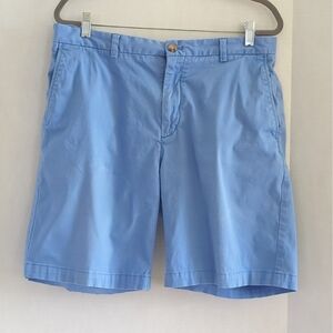 Vineyard Vines Sky Blue Blue Mid Rise Shorts w Back Button Pockets Size 36